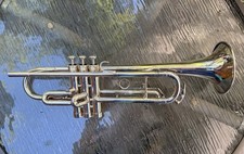 King Brass Bb Trumpet with Original Hardshell Case — listing 2