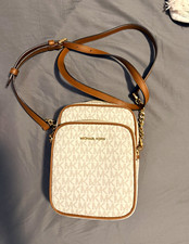 Michael Kors Black Leather Handbag with Gold-Tone Engraved Zipper Pull — listing 6