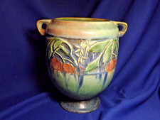 Roseville Pottery Baneda Jardinière/Vase, Shape 587-4, Raspberry/Rose Ground — listing 3