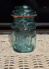Ball Bicentennial Blue Glass Bail-Wire Canning Jar with Embossed Eagle Seal (1776-1976) — listing 4
