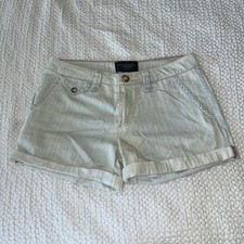 Modern Supply by Sanctuary High-Rise Denim Shorts with Patch Pockets, Size 30 — listing 4