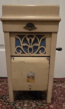 Antique Victor Victrola Upright Console Phonograph Cabinet with Crank — listing 4
