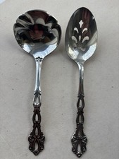Oneida Community Stainless 'Chandelier' Pattern Gravy Ladle with Scalloped Bowl — listing 5