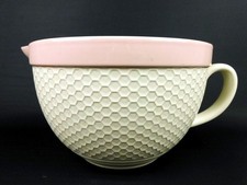 Yellow Ceramic Honeycomb Pattern Batter Bowl with Handle and Spout Yes - another brand — listing 3