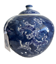 Vintage Chinese Blue and White Ginger Jar Table Lamp with Pleated Shade and Wood Base, listing 3