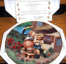 M.J. Hummel "Squeaky Clean" Collector Plate — Little Companions Series — listing 4