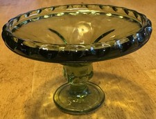Vintage Avocado Green Glass Footed Sherbet / Dessert Compote Dish