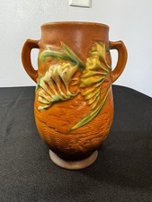 Roseville Freesia Two-Handled Vase 7.5 inch (Pattern 119-7), Tangerine Brown — listing 5