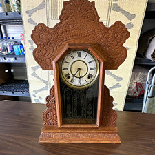 Antique Pressed Oak Gingerbread Mantel Clock with Roman Numeral Dial — listing 6
