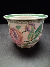 Chinese Famille Rose Porcelain Jardinière (Cachepot) with Underplate, Figural Landscape Scene — listing 4