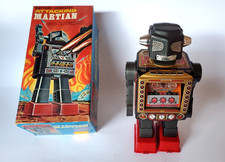 Horikawa (SH) Battery Operated Attacking Martian Tin Robot with Original Box Fully working — listing 5