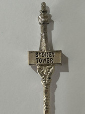 CN Tower Toronto Canada Souvenir Collector Spoon with CN Tower Figural Finial — listing 4
