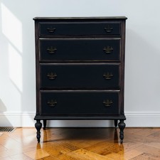 Vintage Maple Colonial-Style 4-Drawer Tallboy Chest of Drawers with Wagon Wheel Knobs — listing 4