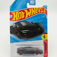 Hot Wheels Redline Grand Prix Series Ferrari 312P (Red) on Blister Card with Collector's Button — listing 3