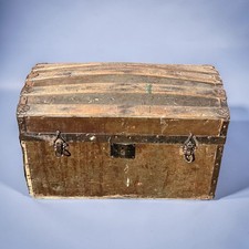 Antique Victorian Dome-Top Steamer Trunk with Embossed Tin & Oak Slats 36" — listing 4