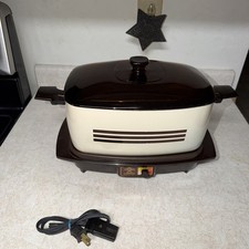 Vintage West Bend Slow Cooker 4 Qt with Smoke Glass Lid — listing 4