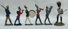 Set of 7 Flat Lead Soldiers (Flachfiguren) in Action, Austrian WWI Infantry with Flag Bearer & Bugler, Grey-Khaki, 1 1/4" Tall — listing 2