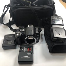 Nikon D40 DSLR Camera Body
