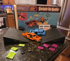 Kenner SSP Smash Up Derby Set with Two Cars and Box — listing 3