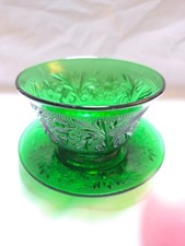 Anchor Hocking Green Uranium Depression Glass Swirl Covered Candy Dish with Pointed Finial, 5 in Tall — listing 2