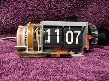 Vintage Copal Model 227 Flip Clock, Faux Rosewood Case, listing 3
