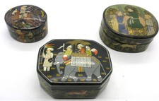 Hand-Painted Kashmiri Papier-Mâché Egg Trinket Box with Rooster & Hen Motif — listing 5