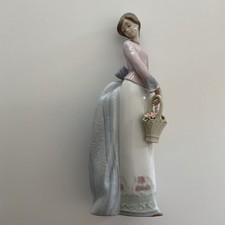 Lladró-Style Porcelain Figurine of Girl Lying Down Daydreaming on Wooden Base NAO by Lladró mark — listing 6