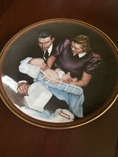 Estate Sale Lot - Collector Plates, Figurines, Music Boxes & Mixed Collectibles — listing 4