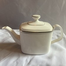 Royal Doulton Vogue Collection 'Sophistication' TC 1157 White Fine China Teapot with Floral Band — listing 5