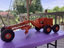 Vintage Model Toys Adams Diesel Motor Grader Pressed Steel Toy — listing 5