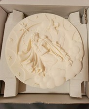 Oval 3D Relief Angel with Dove Decorative Wall Plaque — listing 2