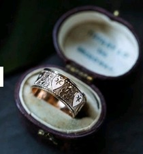 Antique British Hallmarked Gold Wedding Band Ring — listing 2
