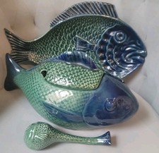 Majolica-Style Cream Fish Motif Covered Soup Tureen Set with Underplates (6 lidded bowls + saucers, plus large tureen) — listing 5