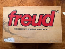 Freud 94-100 Professional Woodworking 5-Piece Router Bit Set (Cabinet/Door Making) in Wood Case