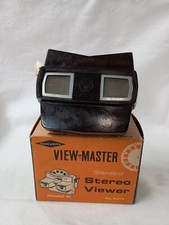Vintage Sawyer's View-Master Model E Bakelite Stereo Viewer with 9 Reels, Black — listing 4