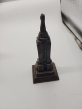 Vintage Empire State Building Souvenir Figurine with Metal Perpetual Desk Calendar — listing 3