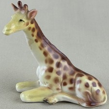 Sitting Giraffe Figurine in Gold Metallic Finish with Whitewash Accents, 10 inch — listing 4