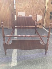 Vintage Full/Double Size Poster Bed with Turned Wood Posts and Waterfall-Style Footboard — listing 2