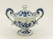 Blue Onion Pattern Porcelain Jam & Jelly Condiment Jars with Lids and Spoons (Pair) — listing 4