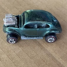Topper Johnny Lightning Custom 'Bug Bomb' VW Beetle Diecast Car, Purple, circa 1970 — listing 4