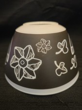 Vintage Charm 'Rise N' Shine' Turquoise Butterprint 10-Cup Mixing Bowl (Pyrex-Inspired Reproduction) — listing 6