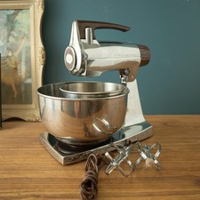 Vintage Sunbeam Mixmaster Chrome Stand Mixer with Stainless Steel Bowl and Beaters — listing 6