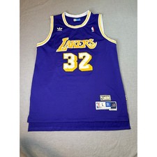 Adidas Hardwood Classics LA Lakers Magic Johnson #32 Swingman Jersey — listing 3