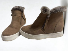 Soda Women's Taupe Faux Suede Heeled Ankle Booties, Size 10 — listing 5