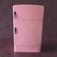 Vintage Wolverine "Polar" Tin Litho Toy Refrigerator with Debossed Food Graphics — listing 6
