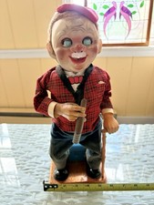 Vintage Battery-Operated Smoking Grandpa / Charlie Weaver Bartender-Style Novelty Toy — listing 3