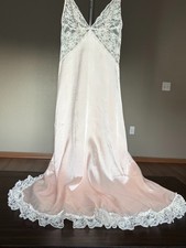 Vintage Lily of France Pink Floral Jacquard Nightgown with Ivory Lace Bodice Medium