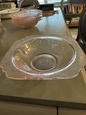 Vintage Pink Diamond Point Pattern Pressed Glass Bowl with Beaded Rim — listing 4
