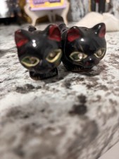 Vintage White Ceramic Cat Salt and Pepper Shaker Set with Painted Bows — listing 4