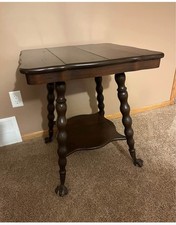 Antique American Oak Round Dining Table with Carved Claw Feet and Fluted Legs — listing 2